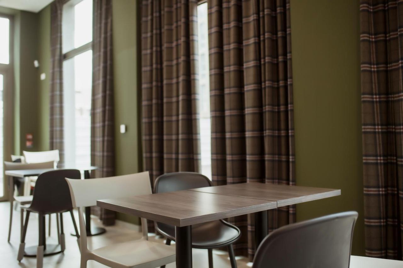 Easyhotel Paris Nord Aubervilliers Buitenkant foto
