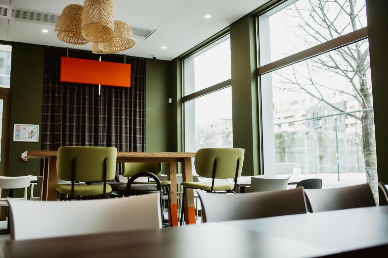 Easyhotel Paris Nord Aubervilliers Buitenkant foto